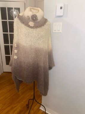 Mohair Plus poncho